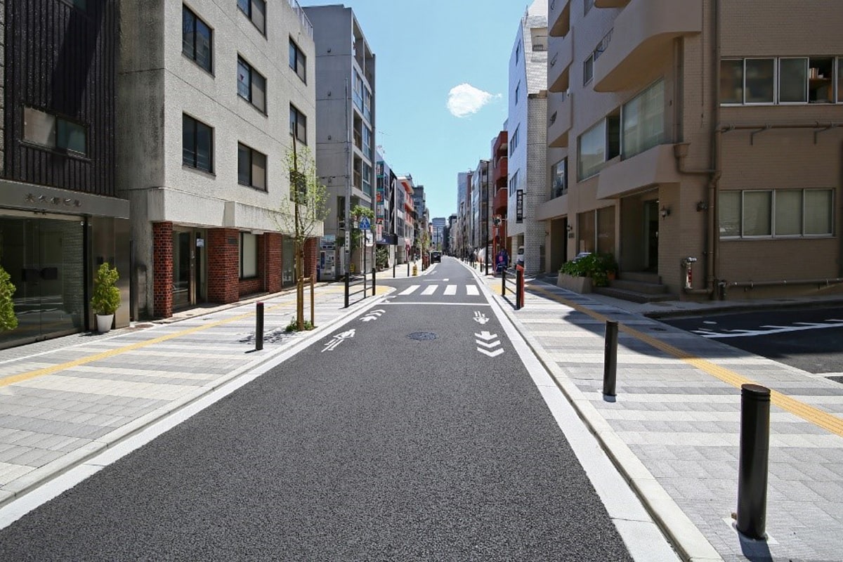 新宿区／主要区道の無電柱化整備