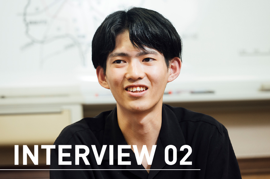 INTERVIEW 02